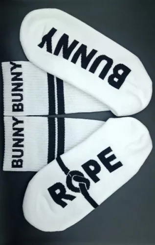 BUNNY ROPE - stílusos fehér zokni fiatalos ritmusban-43-46