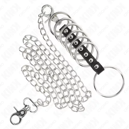 KINK - 7 FÉM PENISZGYŰRŰ, 3,8 CM-TŐL 5 CM-IG TERJEDŐ, BŐRREL ÉS FÉMLÁNCCAL ÖSSZEKÖTVE, 100 CM