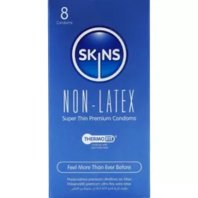   Skins Óvszer Latexmentes Ultra Vékony 8 darab 57 mm átmérő átlátszó